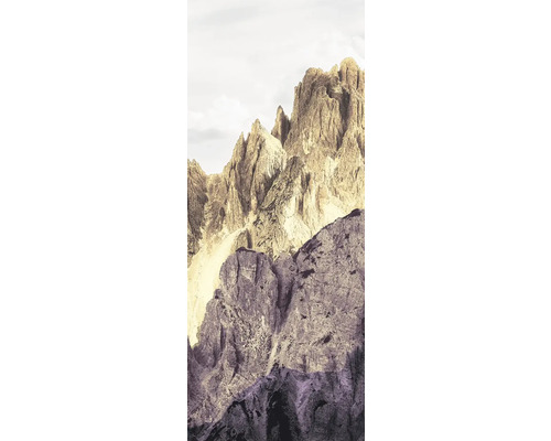 Berglandschaft mit felsigen Gipfeln