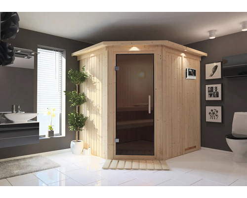 Ecksauna aus Holz mit Glastür in einem Badezimmer