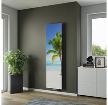 Raum mit einem Heizkörper mit einem Strandmotiv