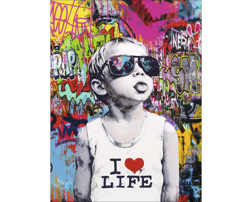 Gemälde eines Jungen mit Sonnenbrille und Graffiti-Hintergrund