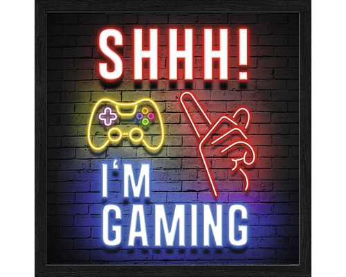 "Dekorative Wandkunst mit dem Text ""SHHH! I'M GAMING"" und einem Gamecontroller-Symbol"