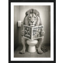 Gerahmtes Bild eines Löwen, der auf einer Toilette sitzt und eine Zeitschrift liest