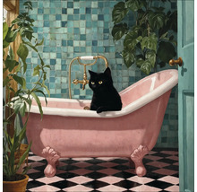 Badezimmer-Szene mit rosa Badewanne, Fliesenwand und schwarzer Katze