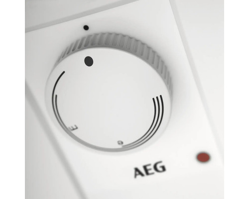 Nahaufnahme eines Drehreglers von AEG