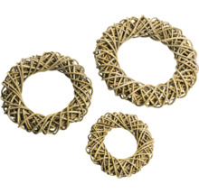 Drei Kränze aus geflochtenen Zweigen