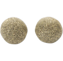 Zwei Katzenminzebälle