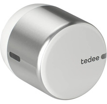 tedee smartes Türschloss in zylindrischer Form aus Metall in Silber und Kunststoff in Weiß.