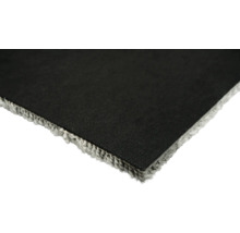 Detailansicht eines Teppichs mit textilem Rücken und Fransen