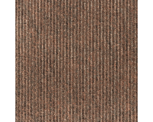 Detailaufnahme eines getufteten Teppichs mit Streifenmuster