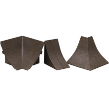 Drei Eckverbinder aus Kunststoff