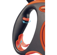 Nahaufnahme einer Flexi-Hundeleine mit Bremse und Griff