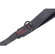 Detailansicht eines Textil-Hundeleine mit Metallring