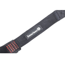 Beeztees Logo auf einem Hundegeschirr aus Textil