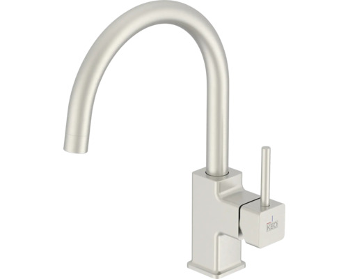 Küchenarmatur mit hohem Auslauf