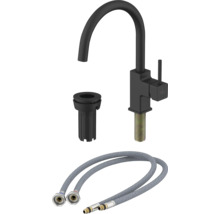 Schwarze Küchenarmatur mit Zubehör