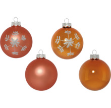 Weihnachtskugeln mit und ohne Schneeflockenmuster