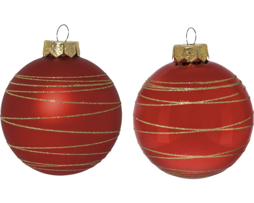 Zwei rote Weihnachtskugeln mit goldenen Streifen