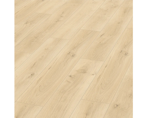 Verlegter Laminatboden in Holzoptik