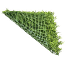 Kunstrasenmatte mit Kunststoffgitterstruktur