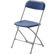 Blauer Klappstuhl mit Metallgestell