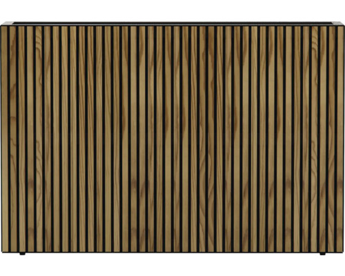 Blumenkasten mit Holzlamellen