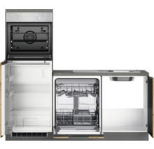 Kompakte Küchenzeile mit Backofen, Kühlschrank, Geschirrspüler und Spüle