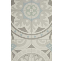 Fliesenmuster mit floralen Motiven und Ornamenten