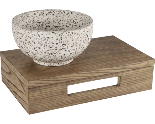 Dekoschale auf Holztablett