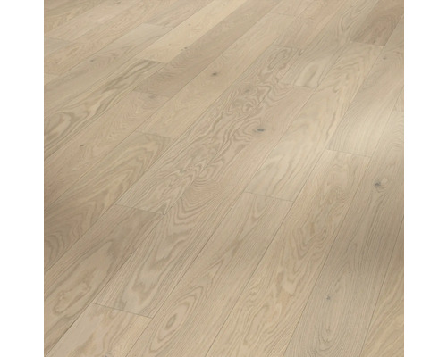 Verlegtes Parkett aus Holz