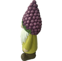 Gartenzwerg mit Traubenmütze