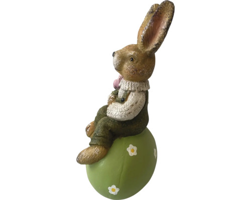Osterhase Figur auf Osterei für die Dekoration