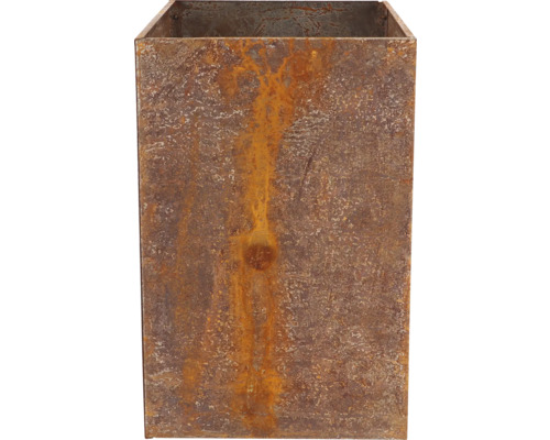 Rechteckiger Pflanzkübel aus Metall mit Rostoptik