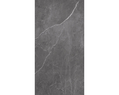 Fliesen in Marmoroptik mit Maserung