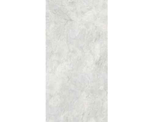 Helle Bodenfliese mit Marmoroptik