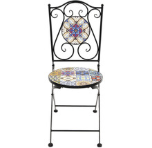 Gartensessel mit Mosaikmuster auf Sitzfläche und Rückenlehne