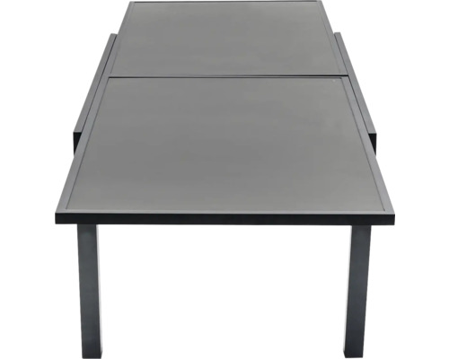 Rechteckiger Gartentisch mit Metallgestell