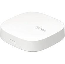 Aeotec Smart Home Hub, weiße quadratische Form mit abgerundeten Ecken, Aeotec Logo auf der Oberseite.