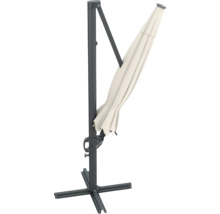 Geschlossener Ampelschirm mit Schirmfuß