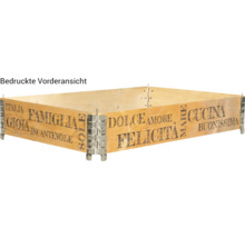 Holzkiste mit italienischen Schriftzügen und Metallbeschlägen