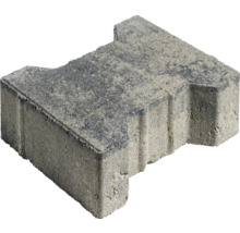 Pflasterstein im Fischgrätmuster