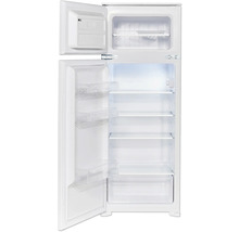 Geöffneter Kühlschrank mit Gefrierfach und Regalen