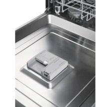 Innenansicht eines Geschirrspülers mit Reinigerfach