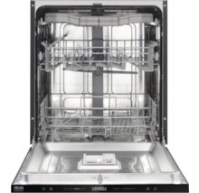 Innenansicht eines Geschirrspülers mit Regalen