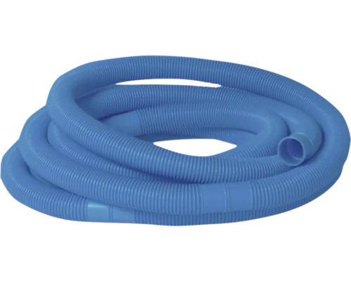 Blauer Schwimmbadschlauch aufgerollt