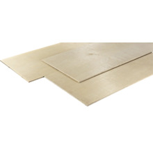 Drei helle Sperrholzplatten unterschiedlicher Größe.