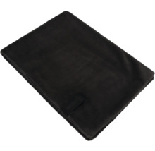 Zusammengefaltete, rechteckige Kuscheldecke