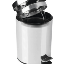 Treteimer aus Metall mit herausnehmbarem Inneneimer