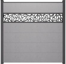 Betonzaun mit geometrischem Muster