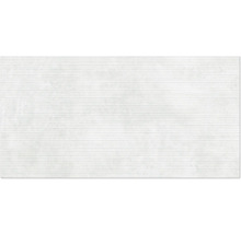 Helle Tapete mit horizontalem Streifenmuster