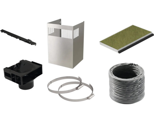 Zubehörset für Dunstabzugshauben mit Kaminverblendung, Aktivkohlefilter, Flexschlauch, Schlauchklemmen und Adaptern.